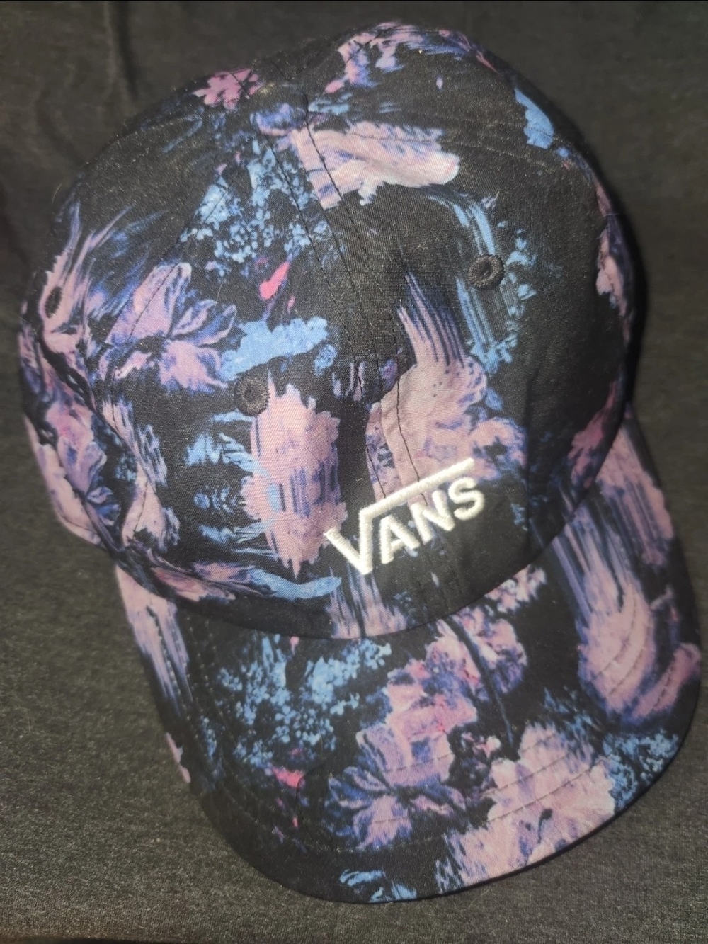 Vans Men’s Black Cap with Purple & Blue Flowers/ Brushstroke Print
